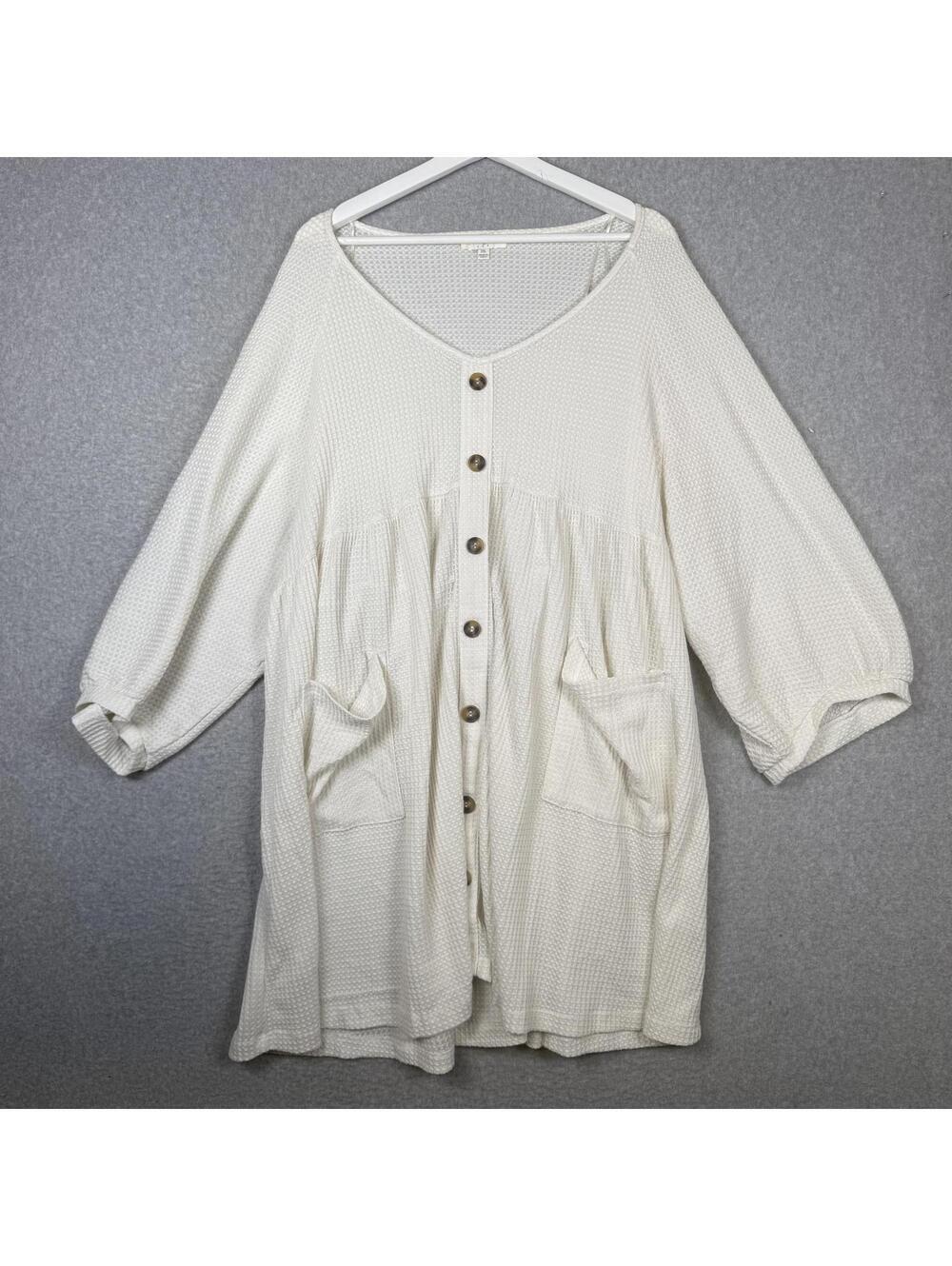 Umgee USA Women's Size 2XL XXL White Button Down Belle Sleeve Knit Blouse Top